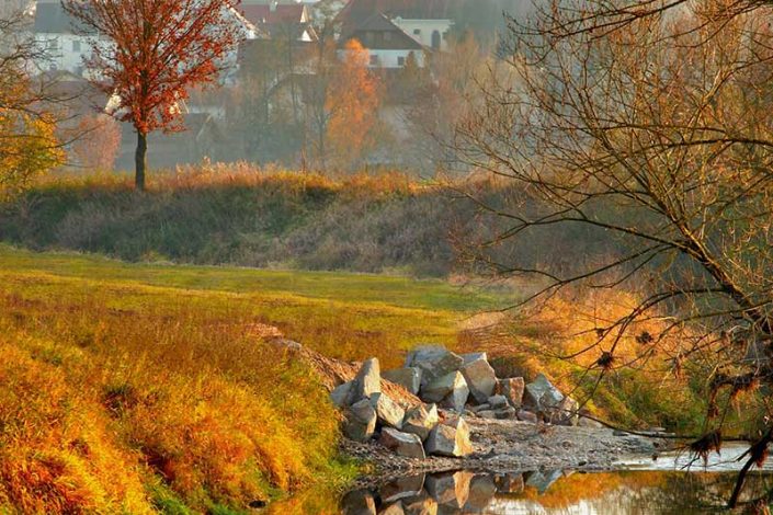 Bayerbach-Rott-im-Herbst