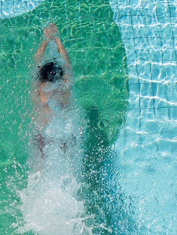 poolmosaik_schwimmer